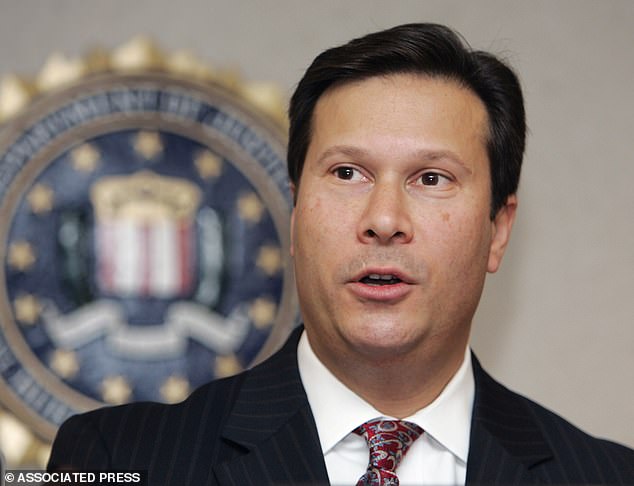 Frank Figliuzzi, an FBI agent for 25 years, believes communication failures between the Secret Service and local law enforcement may be to blame for the failure to prevent the shooting.