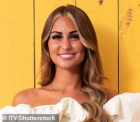 Love Islands Jessy breaks down in tears as she convinces