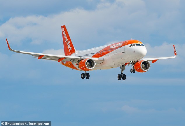 EasyJet has successfully demonstrated how chatbots and live agents can work well together, Which? has revealed.