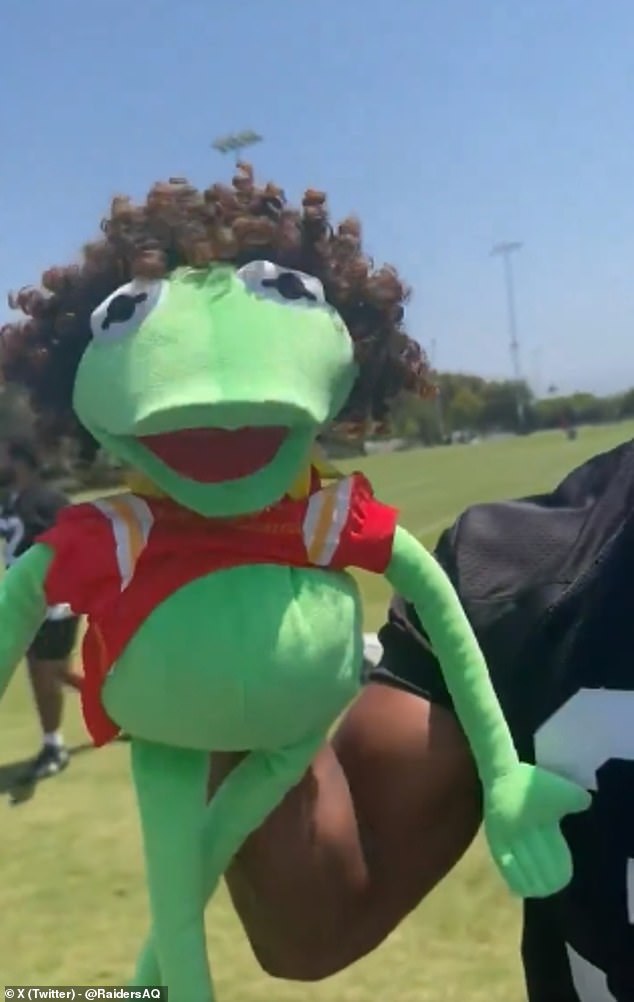 The Raiders mocked the Chiefs with a Kermit the Frog doll dressed as Patrick Mahomes.