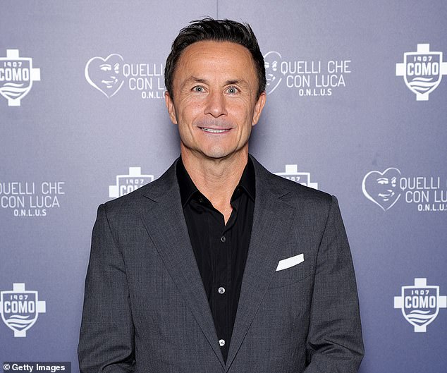 Dennis Wise has fired a final shot at Como after confirming his departure as chief executive last week.