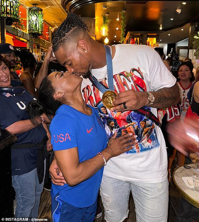 Jonathan Owens paid tribute to his wife Simone Biles after she won gold at the Paris Olympics