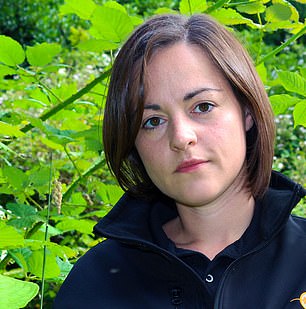 Knowledge: Emily Grant, Invasive Plant Specialist