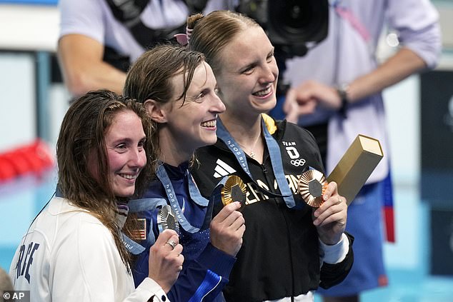 France's Anastasiia Kirpichnikova took silver and Germany's Isabel Gose bronze