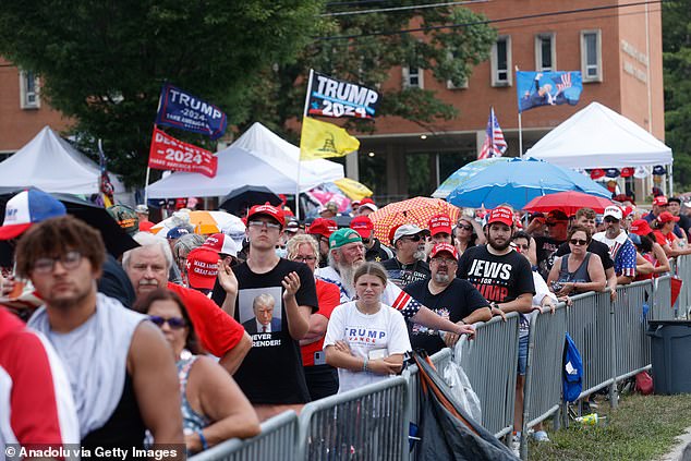 Thousands of people lined up outside the Farm Show Complex in Harrisburg to hear the former president speak upon his return to Pennsylvania on Wednesday.