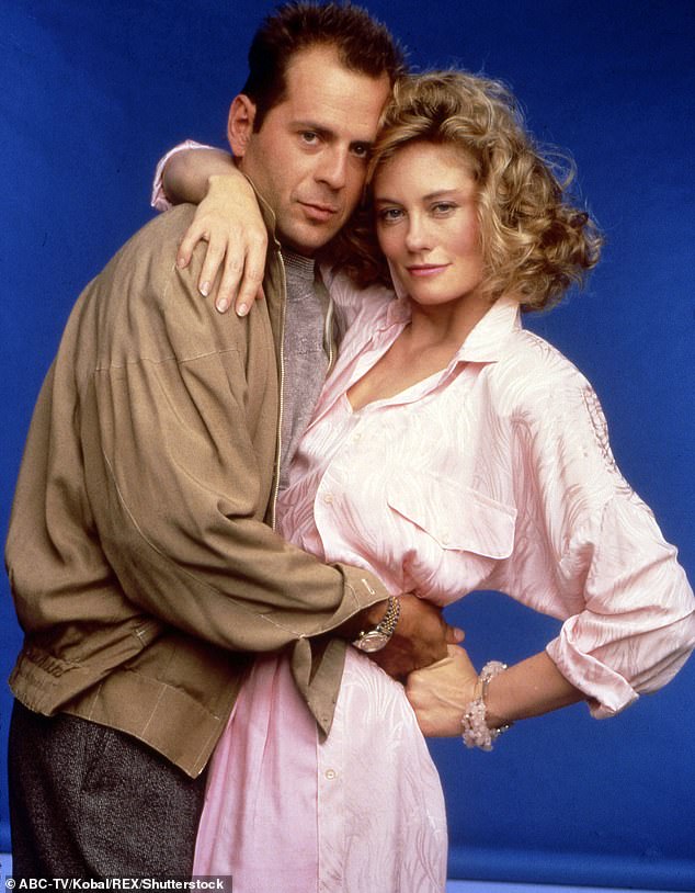 Beginning in 1985, she and a young Bruce Willis played detectives in the drama series Moonlighting, the project that made him famous.