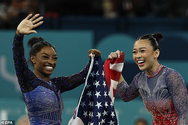 Her American teammate Suni Lee collected a bronze medal after a sensational effort on the floor.