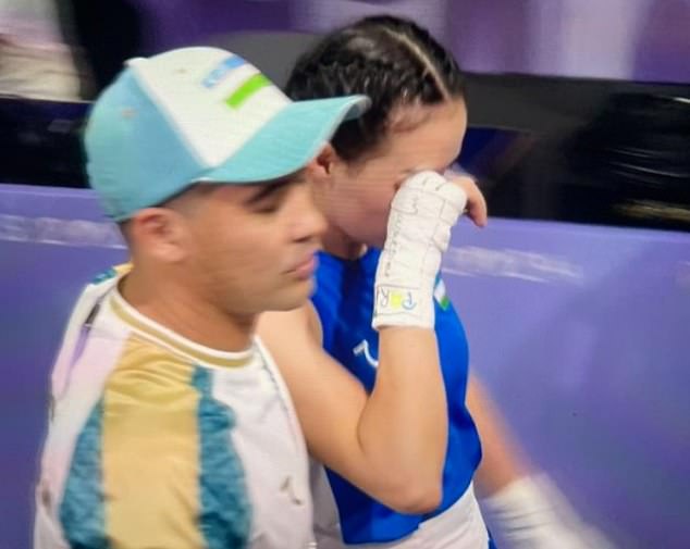 Uzbek boxer Sitora Turdibekova was seen crying after losing to Lin Yu-Ting