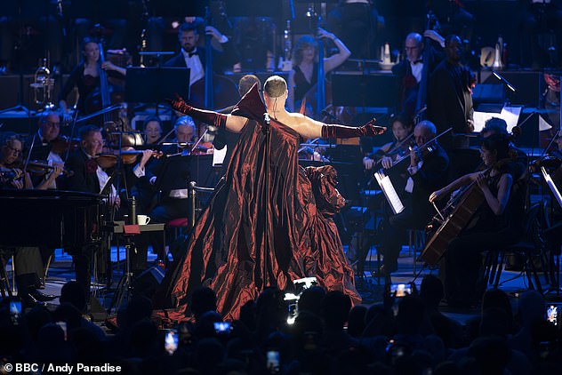 However, the star exuded class as she headlined the concert in a custom-made Vivienne Westwood gown by Andreas Kronthaler, 58.