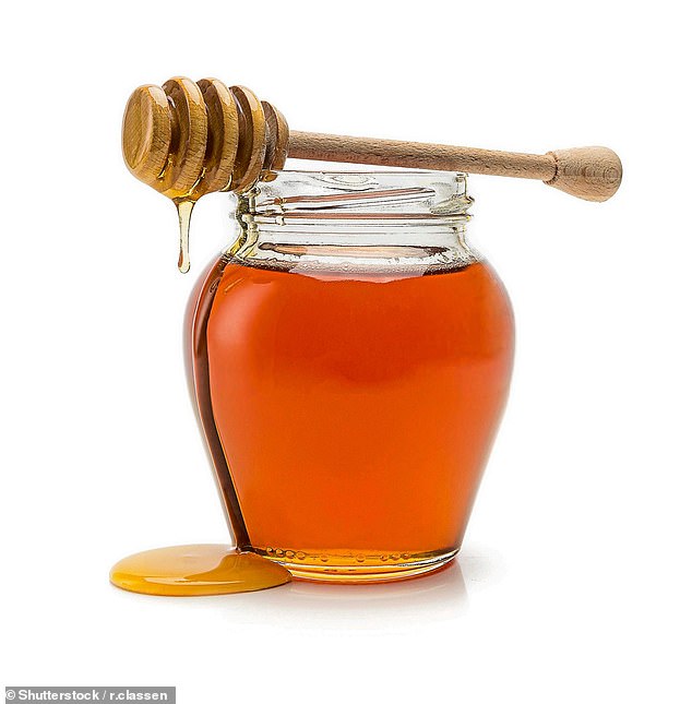 Placing a drop of Jimerito honey in each eye will cause a stinging sensation that will stimulate the tear ducts. This is believed to help remove mucus from the nasal cavity behind the eyes and relieve dry eye symptoms. But opticians strongly advise against this practice.