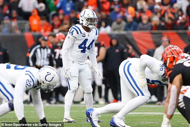 Franklin started 16 games for the Colts in 2023 before signing a three-year extension in March.