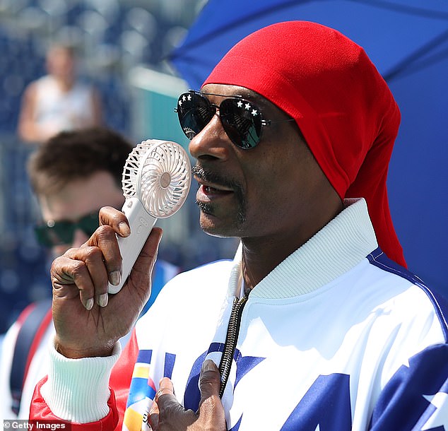 Last Wednesday afternoon the rapper took time out to attend the beach volleyball competition.