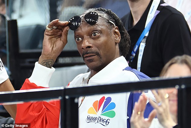 Snoop had a surprising reaction to Simone Biles' women's gymnastics qualification performance, lifting his sunglasses to reveal a wide-eyed look.