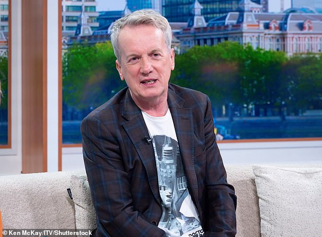 Frank Skinner boasts that when he became a celebrity, he suddenly became attractive to women.