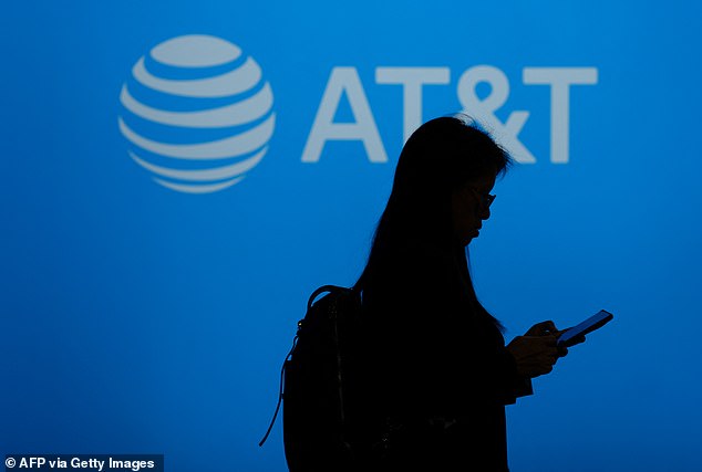 AT&T customers can use hotspot data on their device instead of WiFi in the event of a power outage.