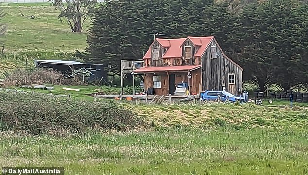 The Amorosi family's former home in Narre Warren, south-east of Melbourne, was one of two properties up for grabs in the family feud.