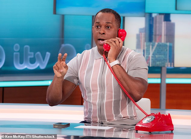 Andi Peters was left red-faced when he was forced to admit that he had unplugged his microphone to go to the bathroom, resulting in him being unprepared when it came time for his link to his competition segment.