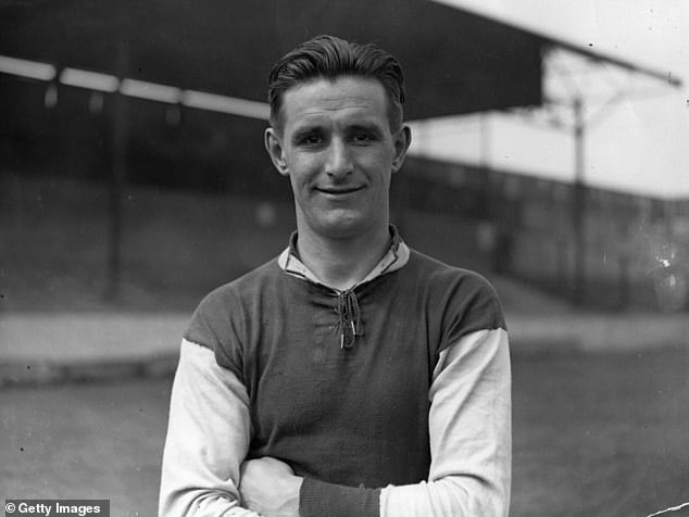 Vic Watson scored 326 times between 1920 and 1935 and is the Hammers' most prolific player of all time.