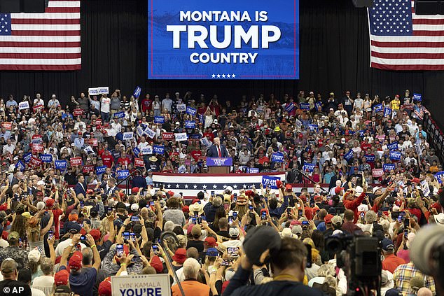 The Brick Breeden Fieldhouse, which seats about 8,500, was packed to the rafters, with standing room only available for late-arriving attendees. Some of the thousands of attendees waiting in line were unable to get into the event due to capacity issues.