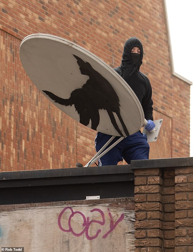 But within hours of being unveiled, the Banksy in Peckham appeared to have been stolen.