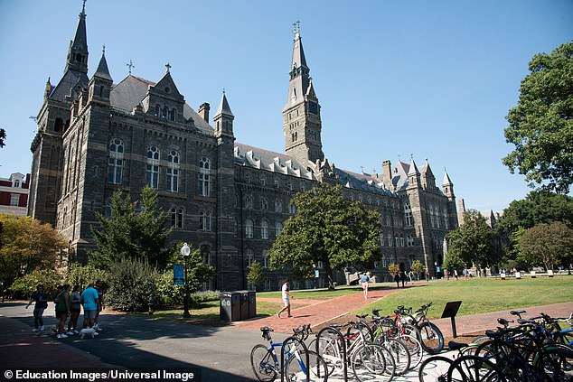 Here you see Healy Hall on the campus of Georgetown University, Washington, DC.