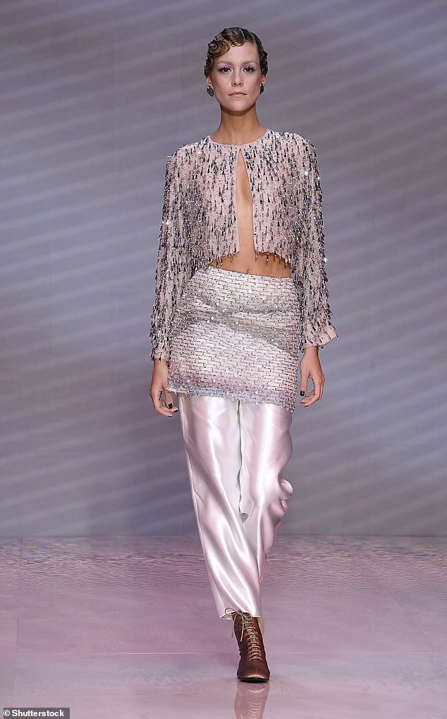 Elegant: Armani SS24