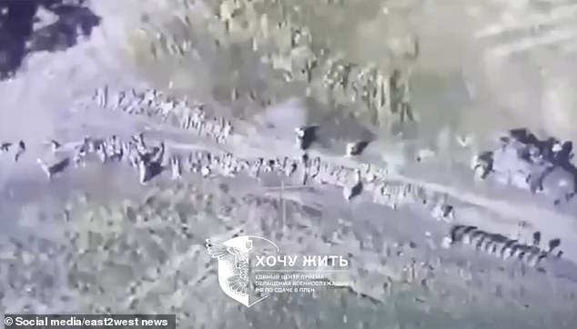 1723715971 649 The shocking moment Ukrainian paratroopers attempt to cross the Russian