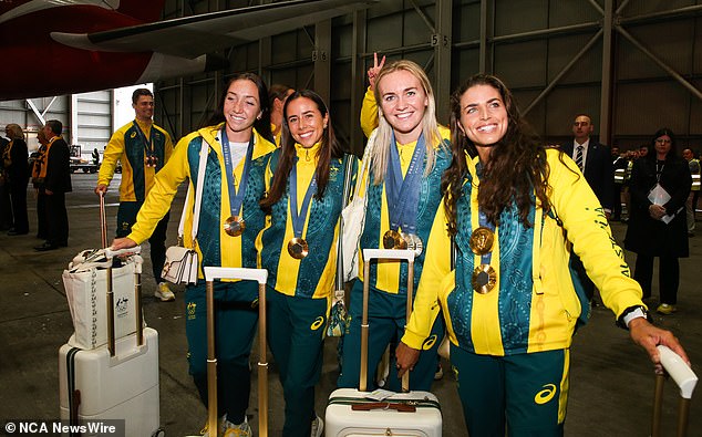 Thirsty Australians couldn't even get a drink at the Perth airport bar, because it was closed.