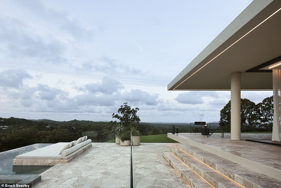 Mr. Clout chose to highlight perfectly framed views, clean lines and open spaces.