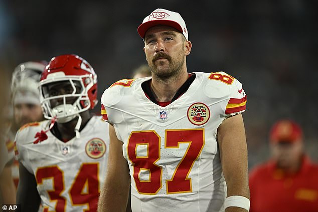 The former Patriots tight end admitted that Travis Kelce had an edge over him on one pass.