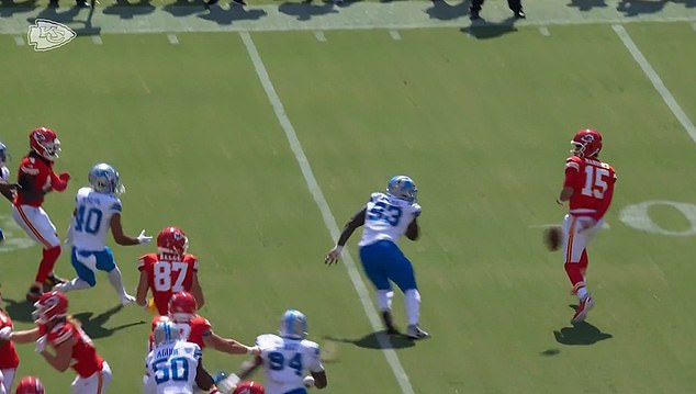 Earlier in the day, Kelce caught this incredible behind-the-back pass from Mahomes in a game.