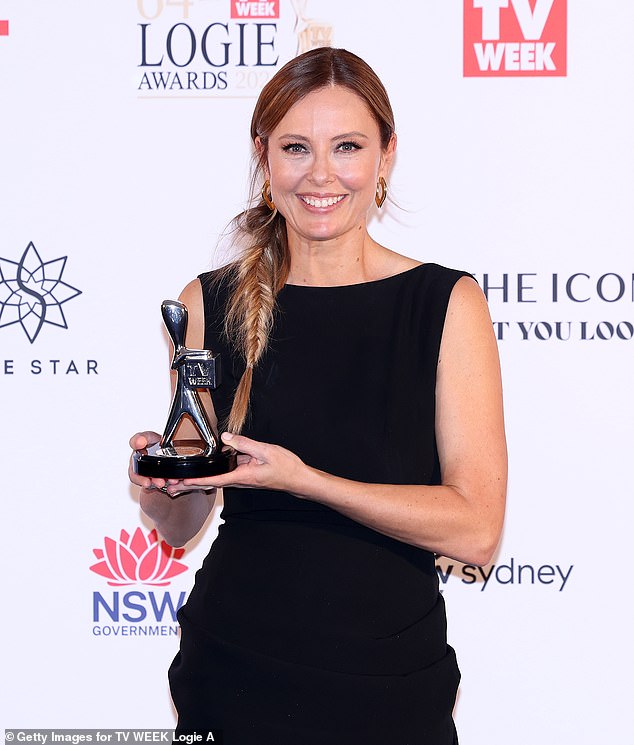 1724013159 99 Logie Awards 2024 Allison Langdon breaks down as she gives