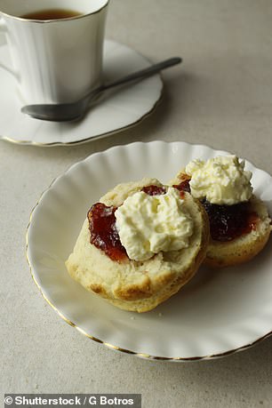 Cornish residents hold that jam should be spread first.