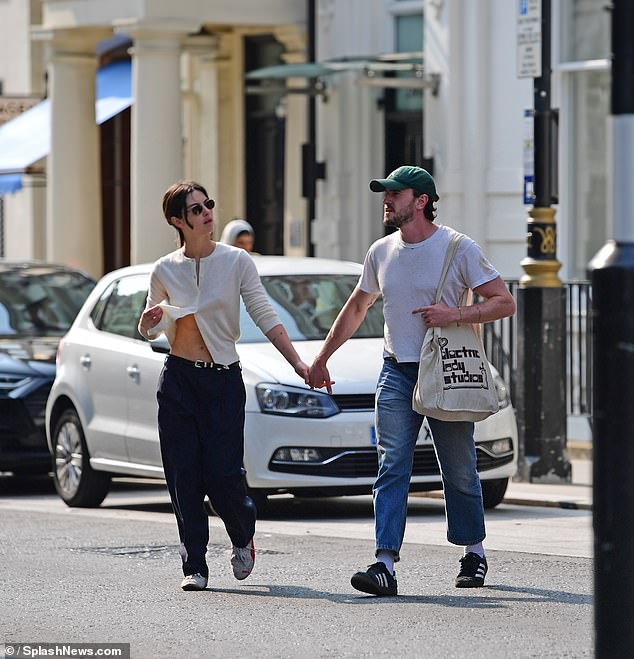 The couple weren't shy about their feelings for each other.