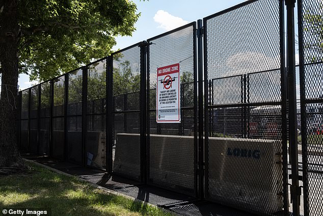 Additional security fencing and a sign prohibiting drones from flying have been added to the perimeter next to Park #578, located north of the United Center near where the Democratic National Convention is being held.