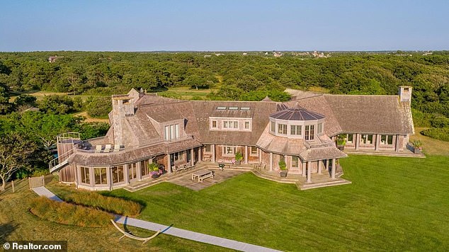 The Obamas purchased the sprawling 28-acre vacation home on Martha's Vineyard for $11.75 million in 2020, Homes & Gardens reported.