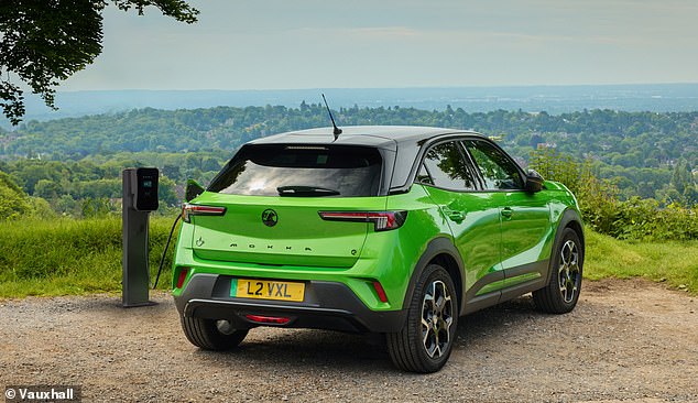 The Mokka Electric can charge 100kW with DC fast charging, allowing it to go from 0 to 80% battery in 30 minutes. The Long Range model can travel 405 kilometres on a single charge, while the base model can travel 336 kilometres with its 50kWh battery.