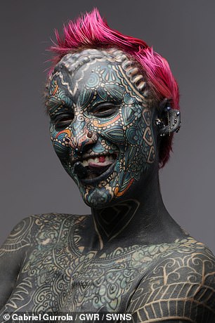 Her 89 body modifications break the previous record, held by María José Cristerna for more than 10 years, with 40 modifications.