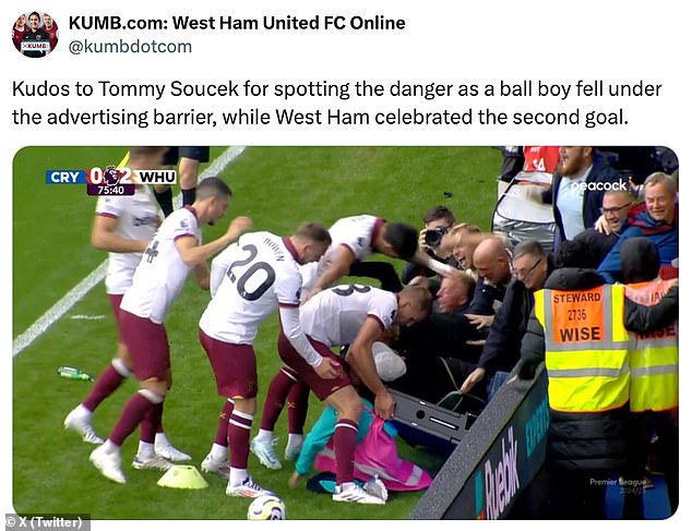 1724588534 141 A West Ham fan approaches a Crystal Palace ball boy