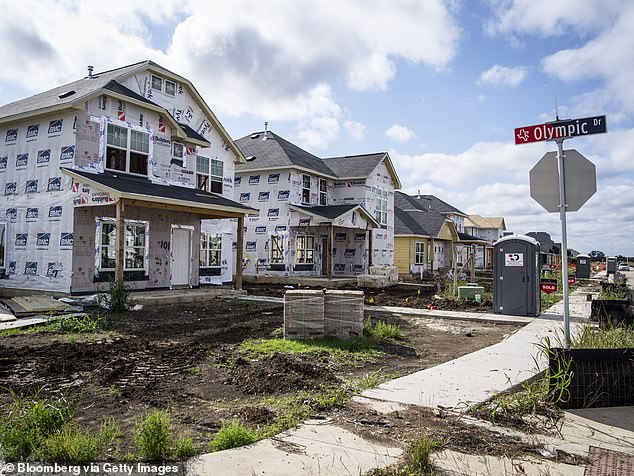 According to Mitchell, under Texas law, municipalities are restricted from stopping construction. He added that for this reason, the city attracts developers before negotiating with them about sustainability in Kyle. (Pictured: New homes under construction in Kyle)