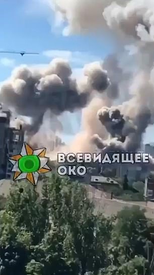 Video shows explosions, allegedly in Kyiv