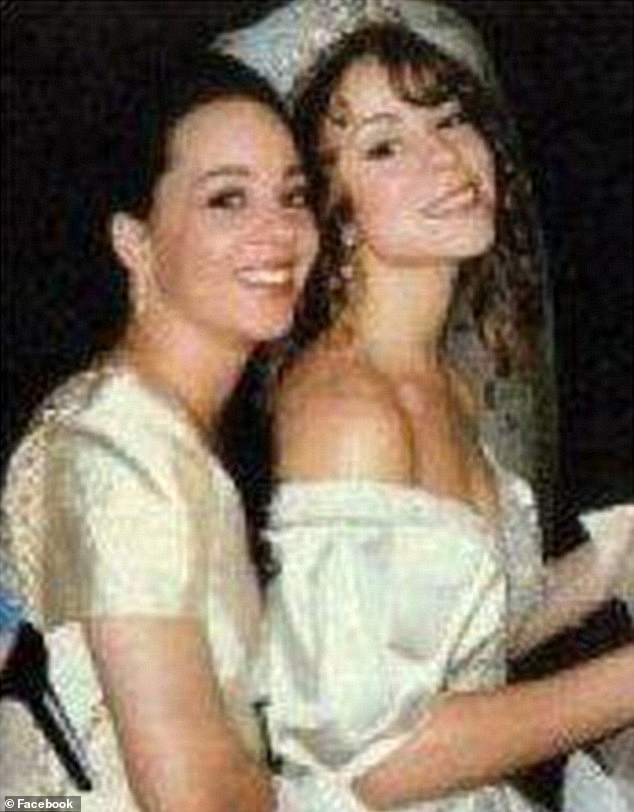 Mariah with her sister at the singer's wedding to Tommy Mottola in 1993