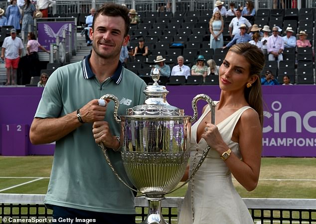 Fans slam Tommy Paul's girlfriend for her behavior after he won the Queen's Club title