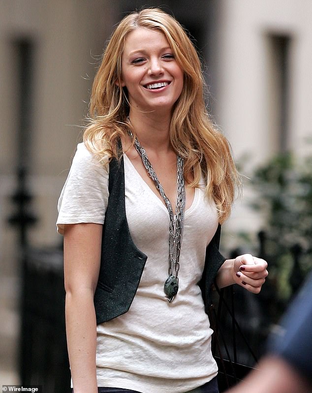 Lively, spotted in 2008 in Brooklyn during her Gossip Girl days, has always been admired for her luscious blonde locks.