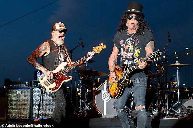 Slash was seen playing alongside musician Johnny Griparic on the Gotham stage