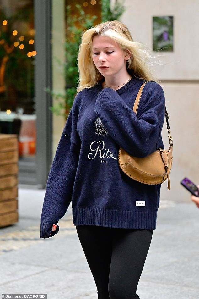 Her look-alike daughter Clementine, 19, joined her for the day and looked effortlessly chic in a navy sweater and leggings.