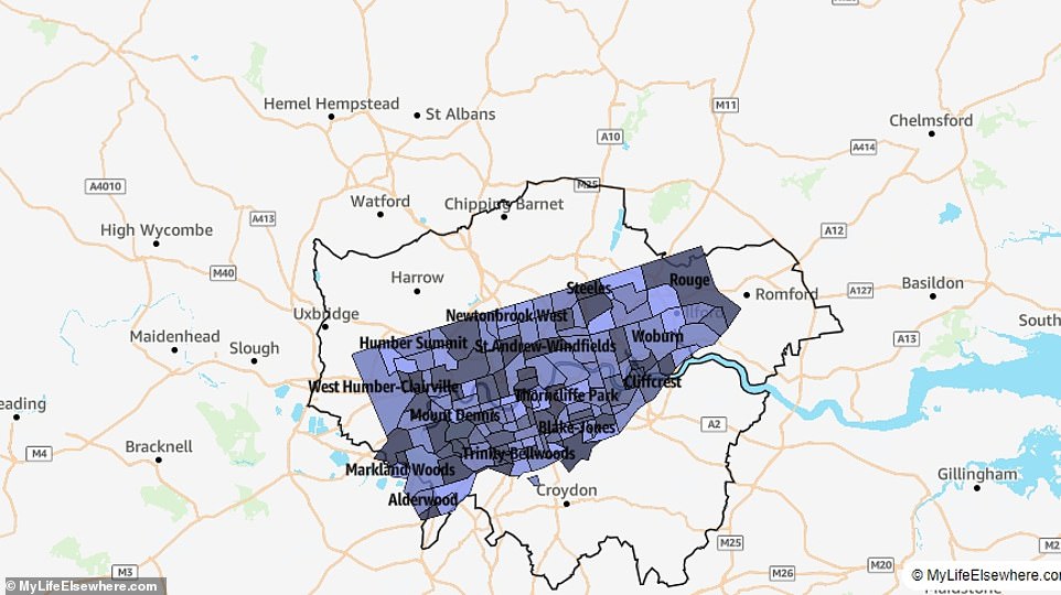 Toronto has an area of ​​630 km2 (243 m2), which is considerable, but it fits perfectly within London, which is 2.5 times larger.