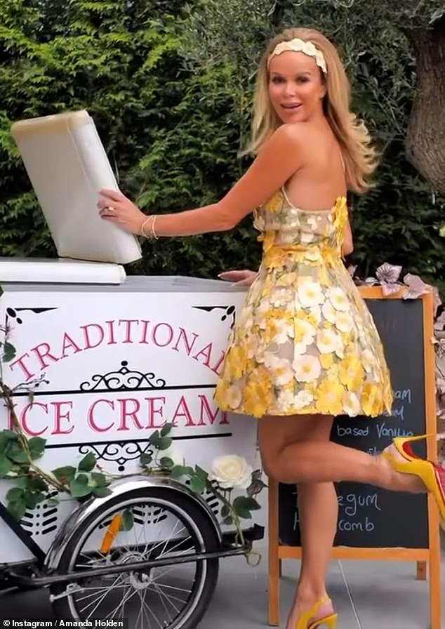 An ice bucket filled with Kylie Minogue wines was on offer to her celebrity guests, as well as an Aperol Spritz vendor, an ice cream bar and a taco truck.