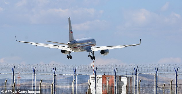 A plane carrying American prisoners has landed in Türkiye following a major exchange between Russia and the United States.