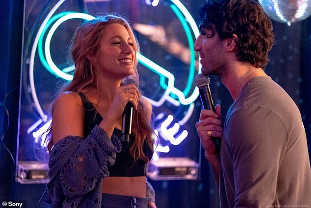 It Ends With Us follows a florist, Lily Bloom (Blake Lively), who moves to Boston to pursue her dream of opening her own business and there meets a charming neurosurgeon named Ryle Kincaid (Justin Baldoni).